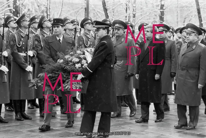 : Jean-Pierre Chevenement visits USSR : Jean-Pierre Chevenement visits USSR
