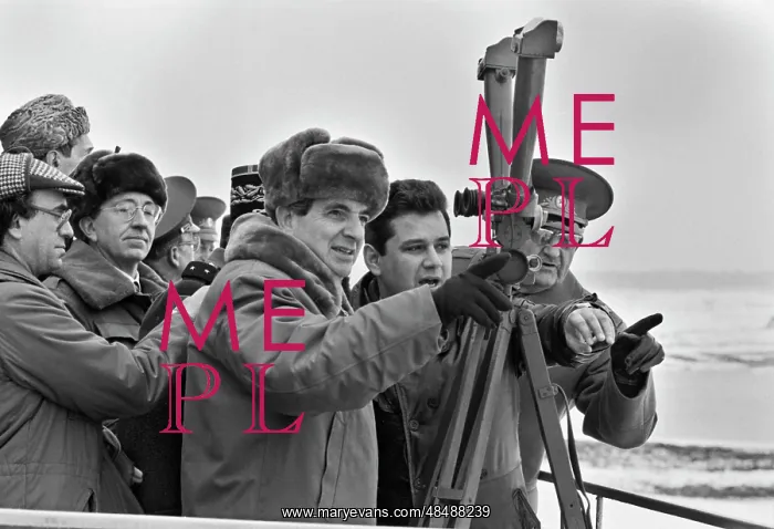 : Jean-Pierre Chevenement visits USSR : Jean-Pierre Chevenement visits USSR