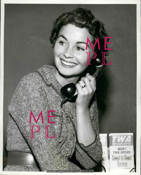 : Jean Simmons, American actress, TWA flight, Guys and Dolls : Jean Simmons, American actress, TWA flight, Guys and Dolls