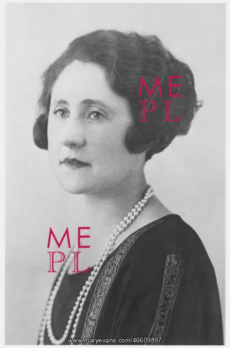 : JEANNE LAPLACE : JEANNE LAPLACE