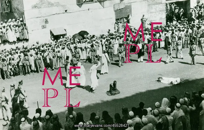 : Jeddah, Saudi Arabia - Public beheading (1 / 2) : Jeddah, Saudi Arabia - Public beheading (1 / 2)