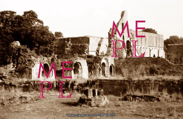  : Jervaulx Abbey in the 1930s