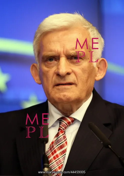 : Jerzy Buzek : Jerzy Buzek