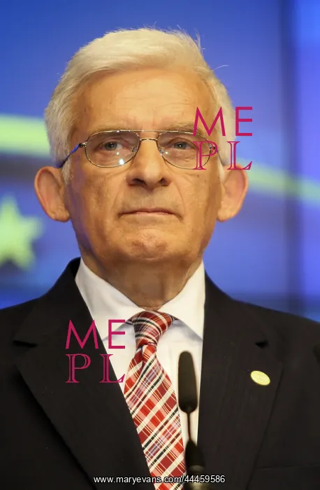 : Jerzy Buzek : Jerzy Buzek