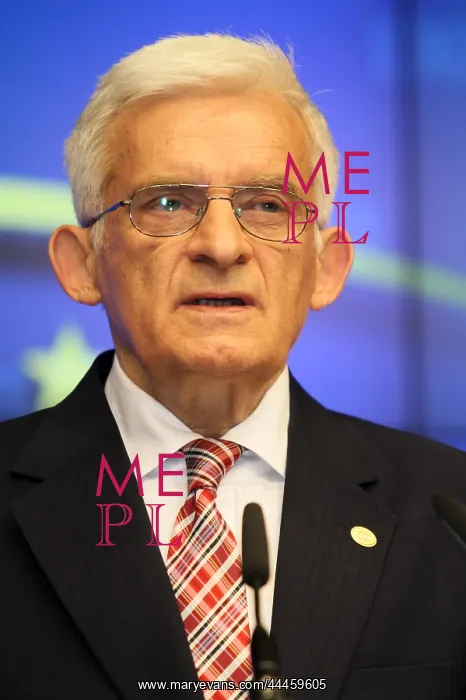 : Jerzy Buzek : Jerzy Buzek