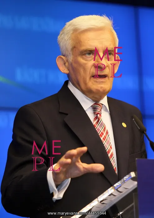 : Jerzy Buzek : Jerzy Buzek