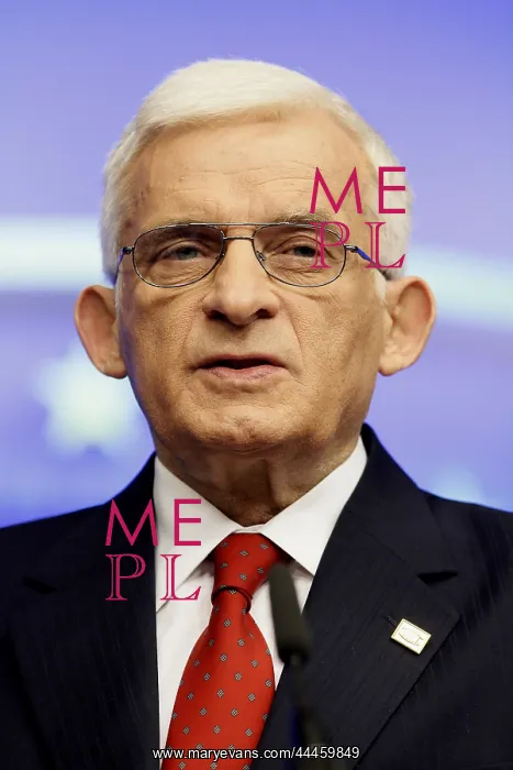 : Jerzy Buzek : Jerzy Buzek