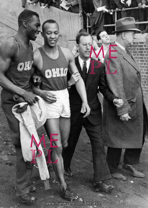 : Jesse Owens at a competition in the USA, 1935 : Jesse Owens at a competition in the USA, 1935