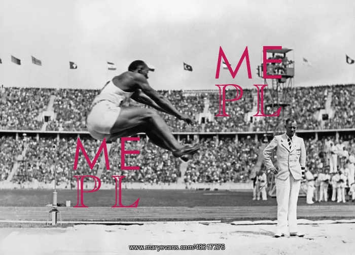 : Jesse Owens at the long jump, 1936 : Jesse Owens at the long jump, 1936