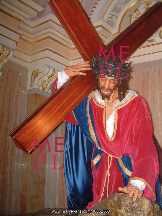 : JESUS CARRYING CROSS : JESUS CARRYING CROSS