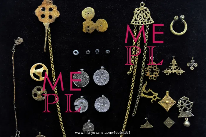 : Jewels. 12th-13th Centuries. Museum of History and Navigatio : Jewels. 12th-13th Centuries. Museum of History and Navigatio