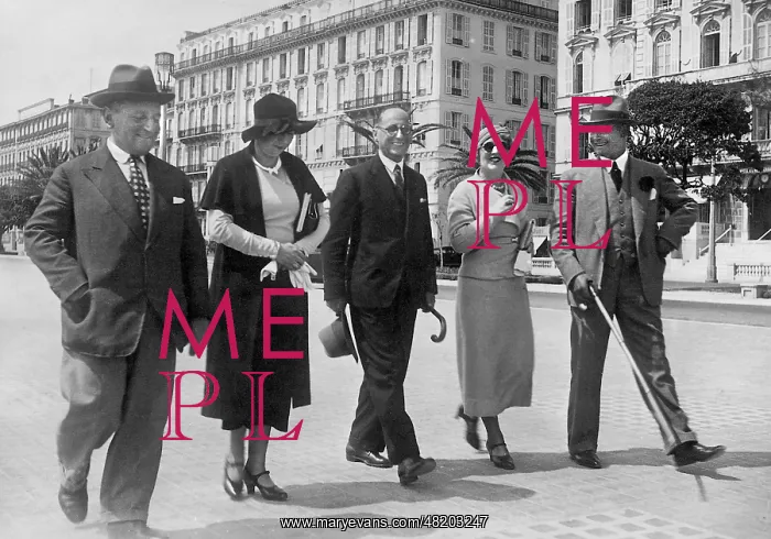 : Jewish emigrants in Nice, 1934 : Jewish emigrants in Nice, 1934