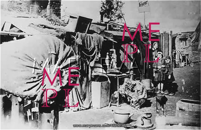 : JEWISH GHETTO 1943 : JEWISH GHETTO 1943