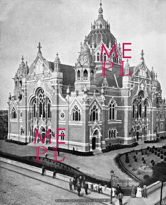 : Jewish synagogue in Budapest, 1902 : Jewish synagogue in Budapest, 1902