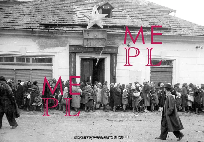 : Jews behind the Eastern front are registered, 1941 : Jews behind the Eastern front are registered, 1941