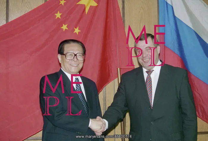 : Jiang Zemin visits Russia : Jiang Zemin visits Russia