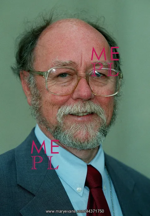  : Jim Dobbin MP