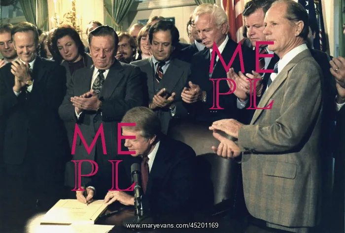 : Jimmy Carter signs Airline Deregulation ? : Jimmy Carter signs Airline Deregulation ?