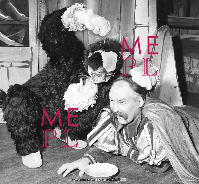 : Jimmy Edwards and cat in a pantomime, Puss in Boots : Jimmy Edwards and cat in a pantomime, Puss in Boots