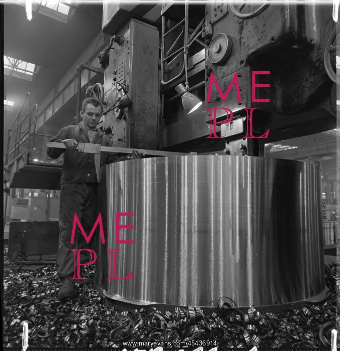  : Jiri Bruza, worker, large machine, mill face for