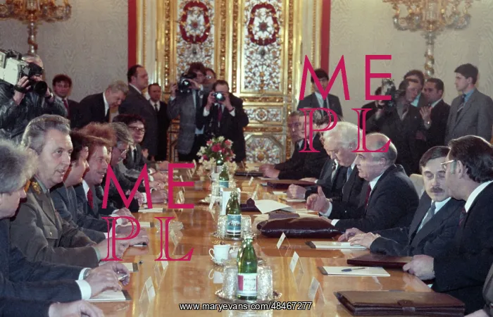 : Jiri Dienstbier's visit to USSR : Jiri Dienstbier's visit to USSR