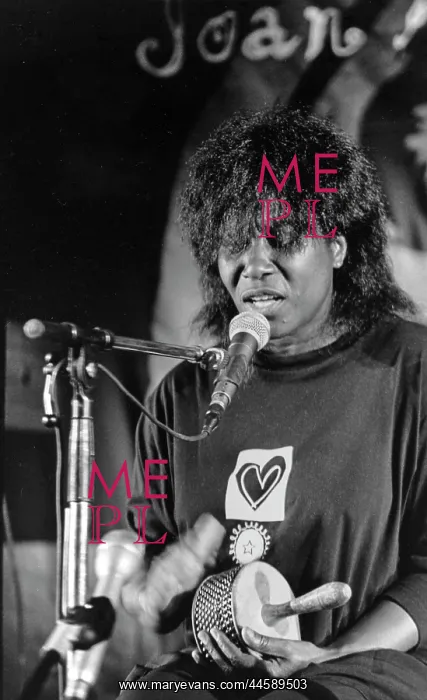 : Joan Armatrading performs in South Africa : Joan Armatrading performs in South Africa