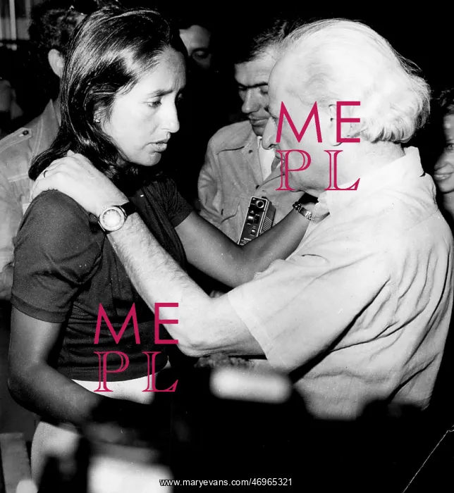 : Joan Baez and Jules Dassin in Athens : Joan Baez and Jules Dassin in Athens