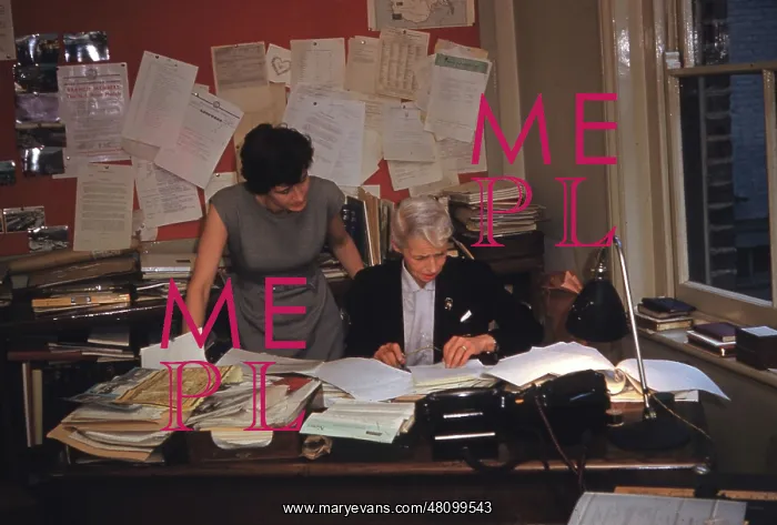 : Joan Bradbrooke, MBE, HonCRAeS, 1908-1971 (seated), Edit : Joan Bradbrooke, MBE, HonCRAeS, 1908-1971 (seated), Edit