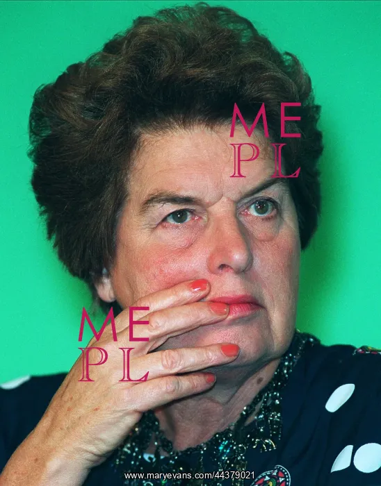  : Joan Lestor MP
