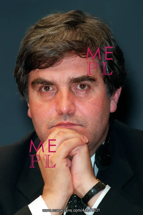 : Joaquim Pina Moura : Joaquim Pina Moura