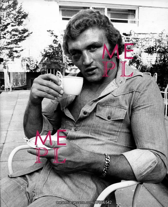  : Joe Bugner