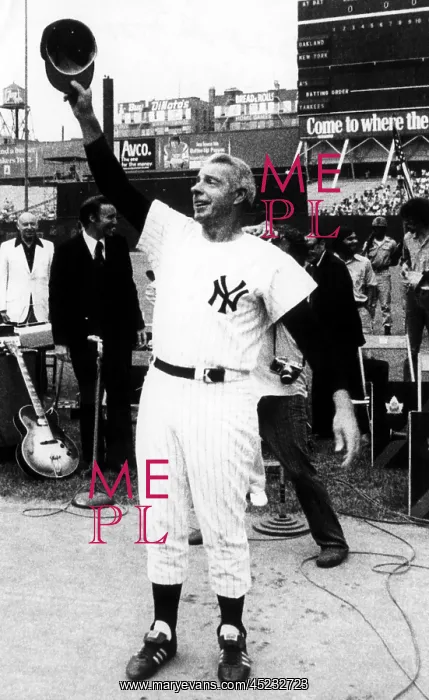 : Joe DiMaggio, 1973. ? : Joe DiMaggio, 1973. ?