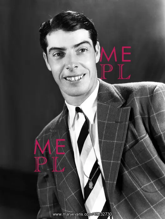 : Joe DiMaggio, ca.1930s. ? : Joe DiMaggio, ca.1930s. ?
