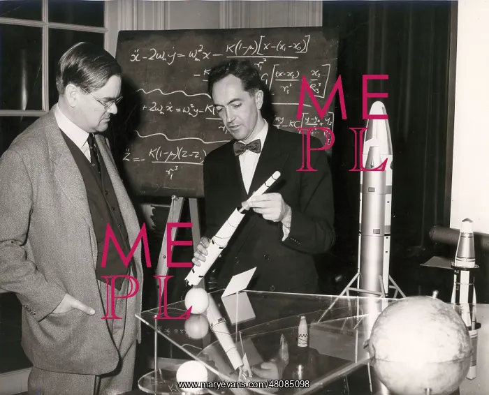 : John Allen, right, of the Avro Weapons Research Division : John Allen, right, of the Avro Weapons Research Division