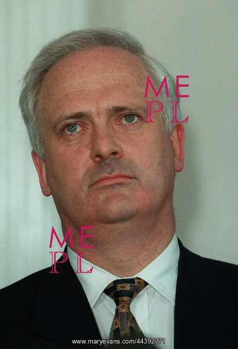  : John Bruton