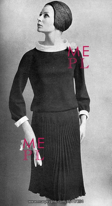 : John Cavanagh day dress, 1965 : John Cavanagh day dress, 1965