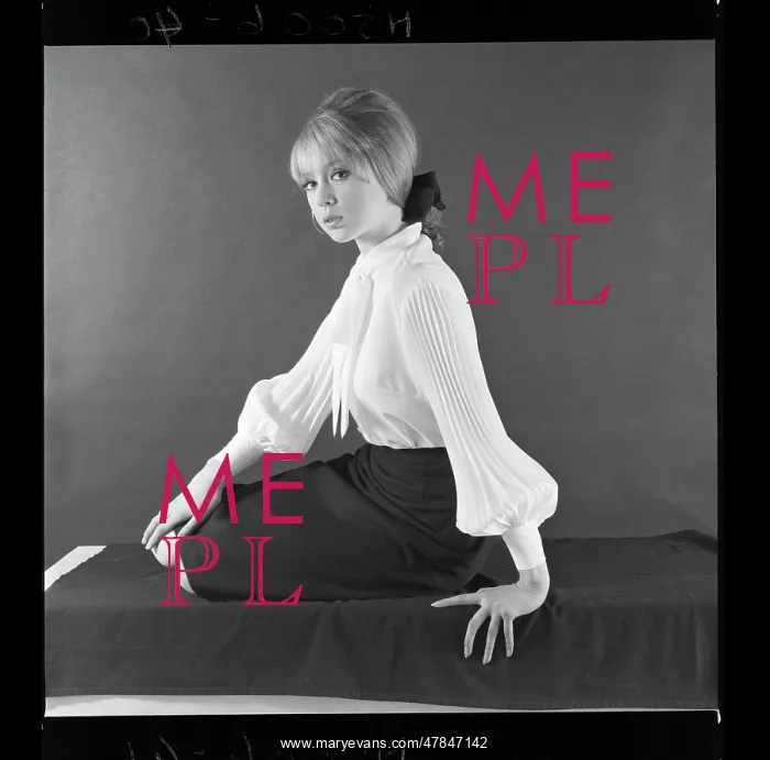 : John Craig - White Chiffon Blouse - Pattie Boyd : John Craig - White Chiffon Blouse - Pattie Boyd