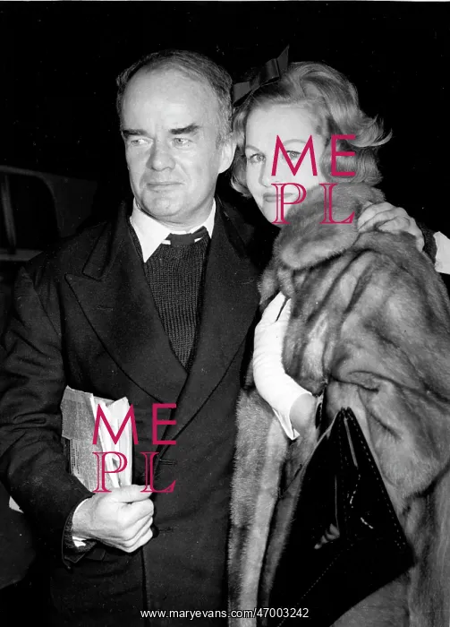 : John Cronin out with a woman : John Cronin out with a woman