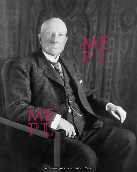 : John D. Rockefeller in 1909 portrait by Lawrence : John D. Rockefeller in 1909 portrait by Lawrence