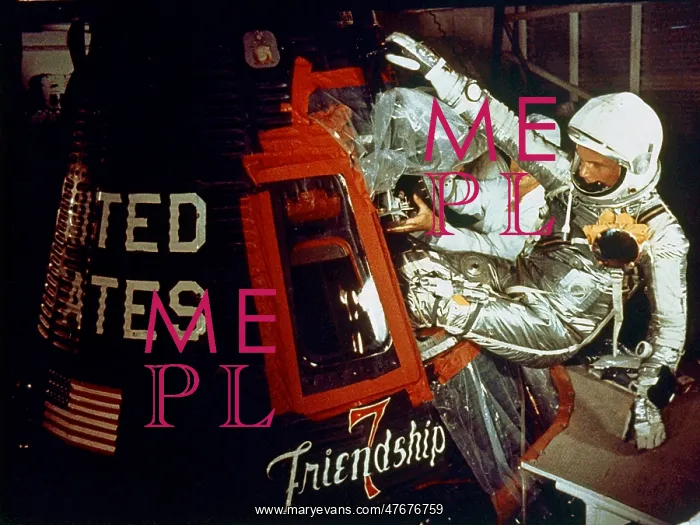 : John Glenn Enters Friendship 7 Capsule : John Glenn Enters Friendship 7 Capsule