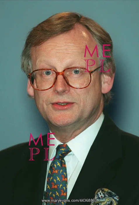  : John Gummer MP