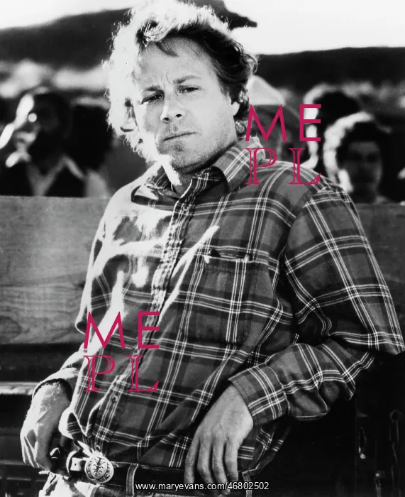 : John Heard - man - actor : John Heard - man - actor