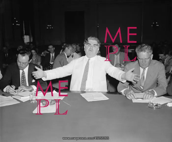 : John L. Lewis gesturing as he speaks. Ca. 1938-39 : John L. Lewis gesturing as he speaks. Ca. 1938-39