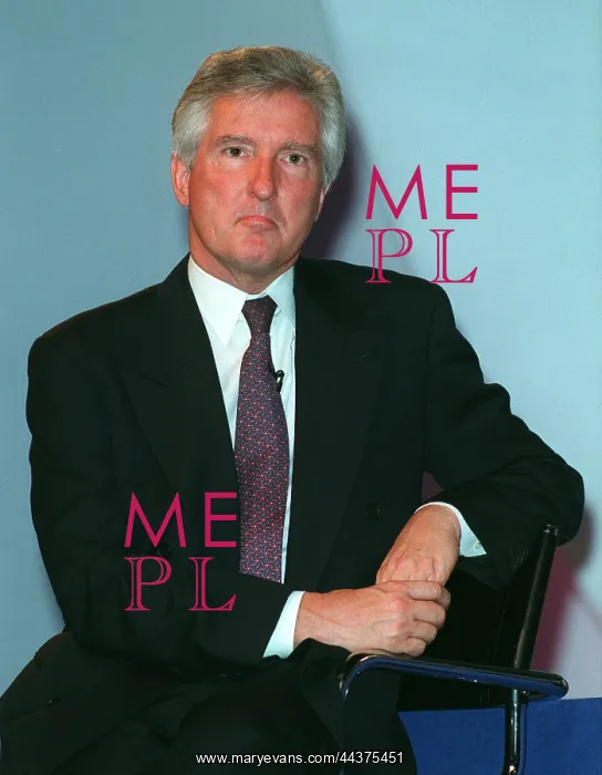  : John Maples MP