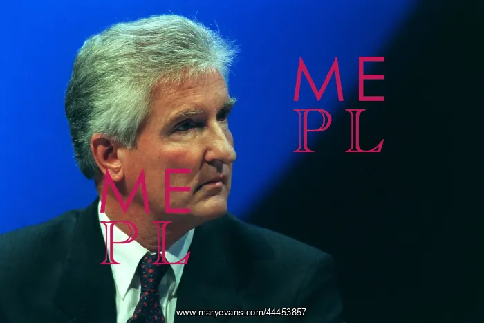  : John Maples MP