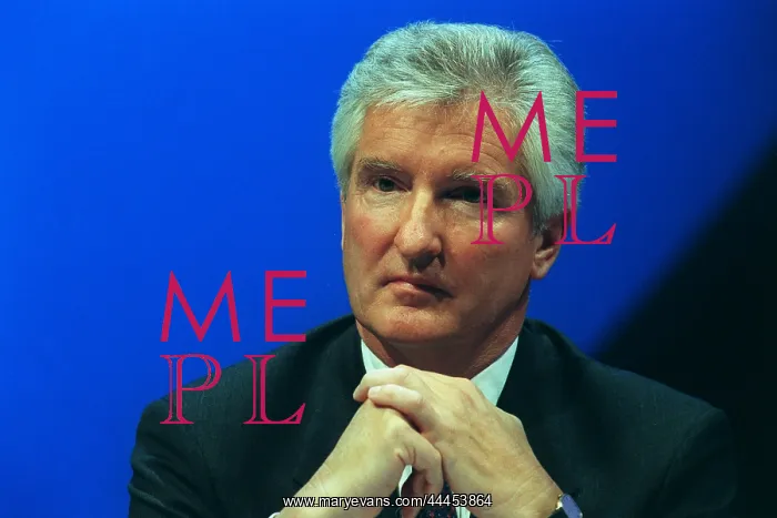  : John Maples MP