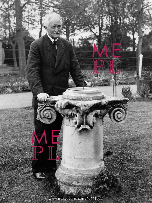 : John Masefield : John Masefield