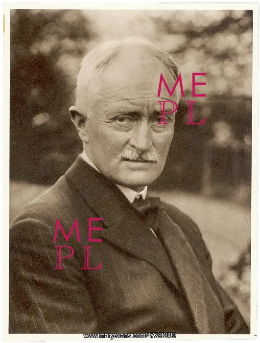  : JOHN MASEFIELD