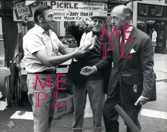 : John Profumo, former MP, awarded CBE, and bananas : John Profumo, former MP, awarded CBE, and bananas