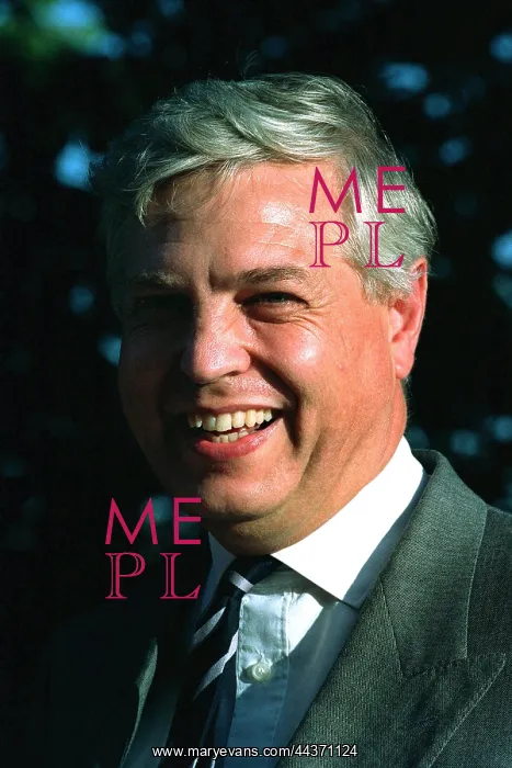 : John Simpson